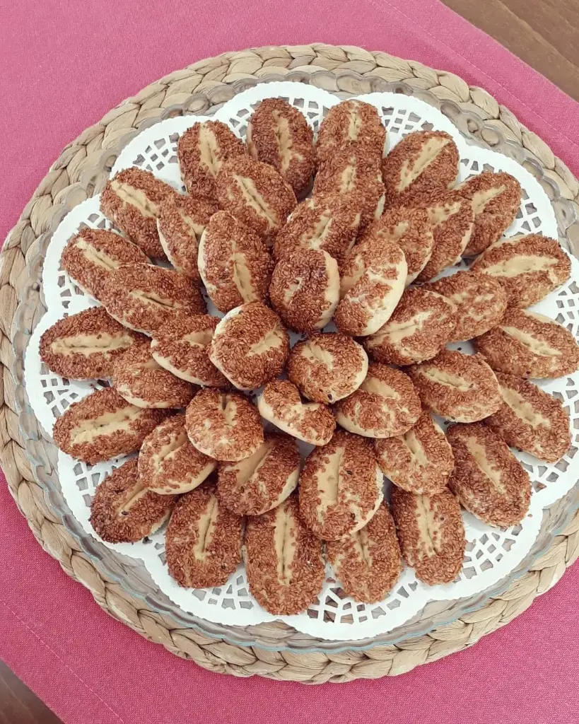 PEKSİMET TUZLU SUSAMLI MEKİK KURABİYE 300 GR