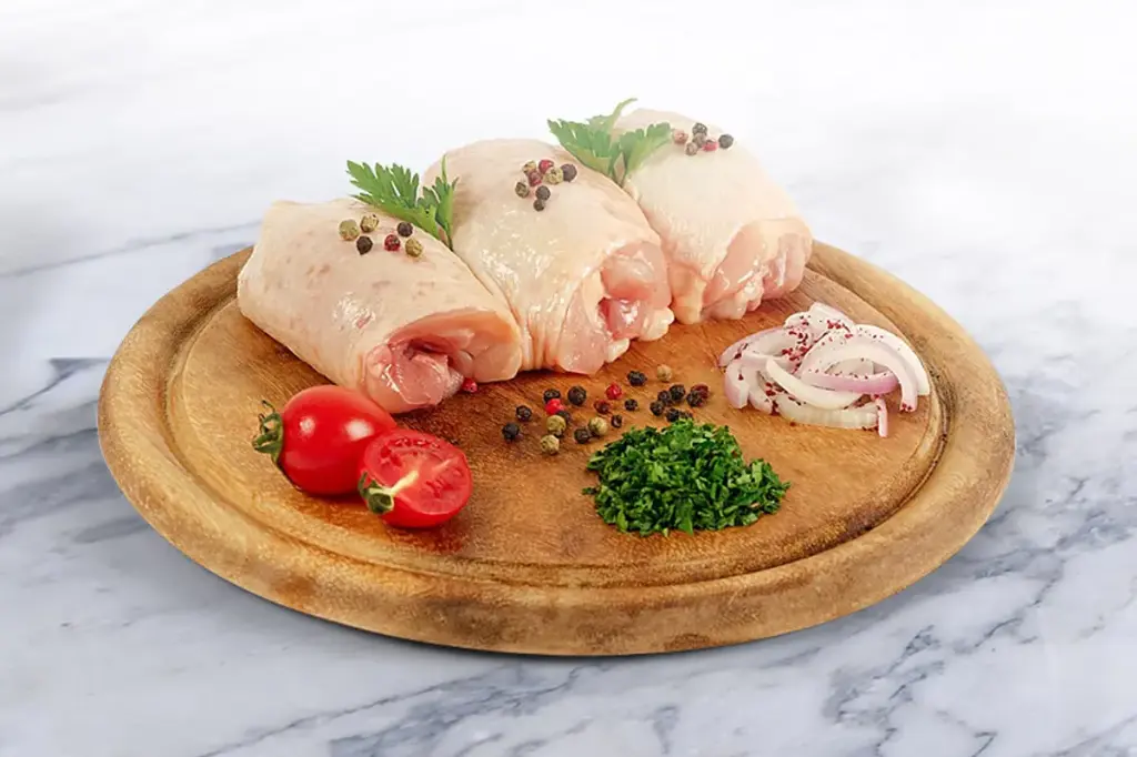 TAVUK-DERİLİ KEMİKSİZ BUT DÖKME TAZE (KOLİ 10KG)