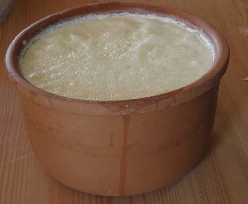 [1599] BELKIS ÇÖMLEK MANDA YOĞURDU (1000GR)